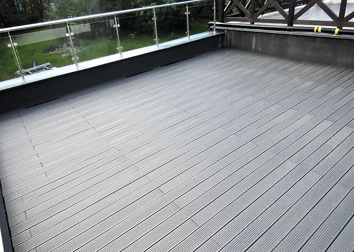 In Mrze Yno By Sandy Beaches * Мжежино